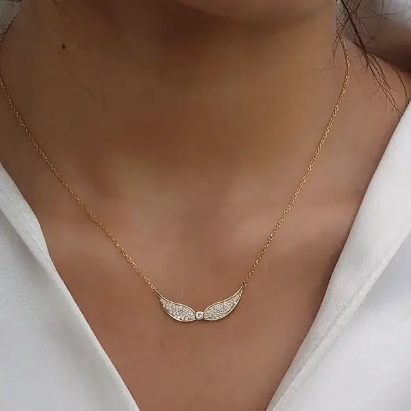 Gold-Plated Wing Necklace with Zirconia Cable Chain